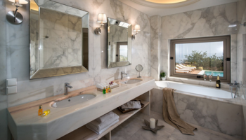 adult-pool-suites-3 adult-pool-suites-3